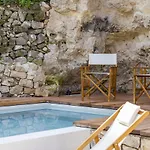 Petra - Isulatravel Villa
