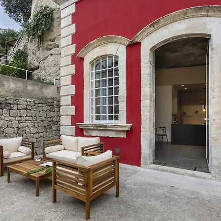 Petra - Isulatravel Modica