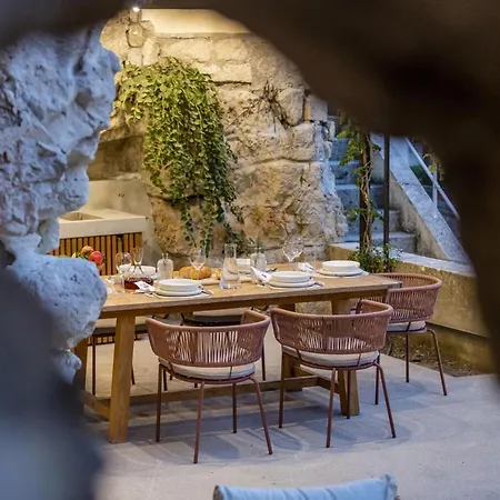 Petra - Isulatravel * Modica